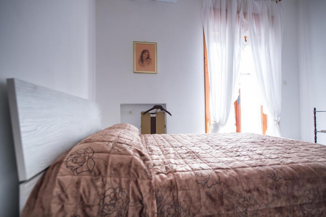 La Casa Gialla Vietri Buitenkant foto